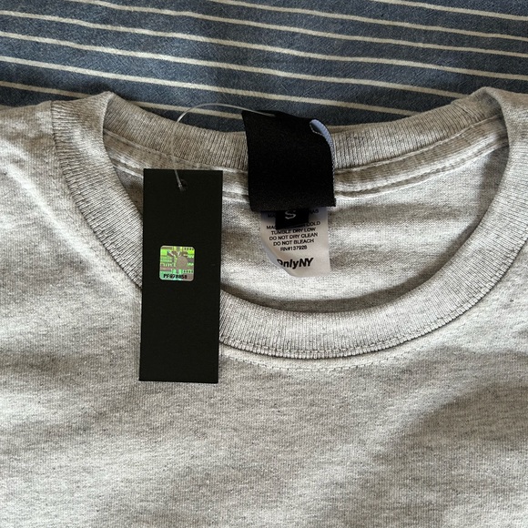 Brand new ONLYNY tee - Picture 2 of 4